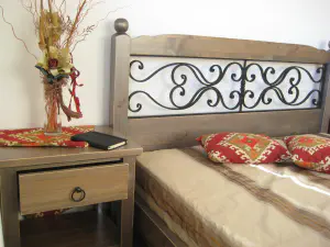 Visiting Deni's Home – two-level lime kitchen with painted details and a cleaner modern living room, photo 8
